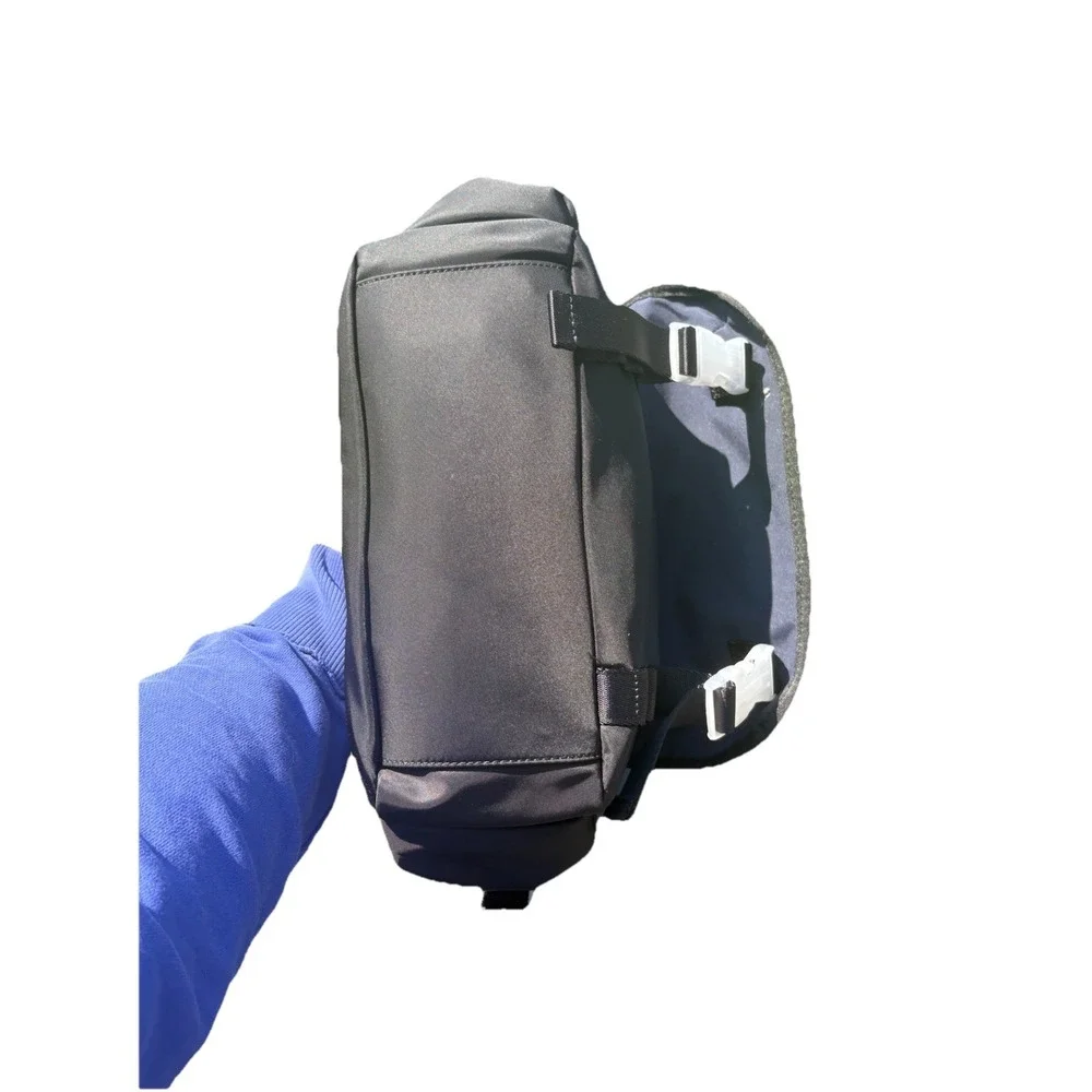 Tommy Hilfiger Womens OS/TU Satchel Flap Shoulder Bag Black Nylon White Red Logo - Picture 2 of 7